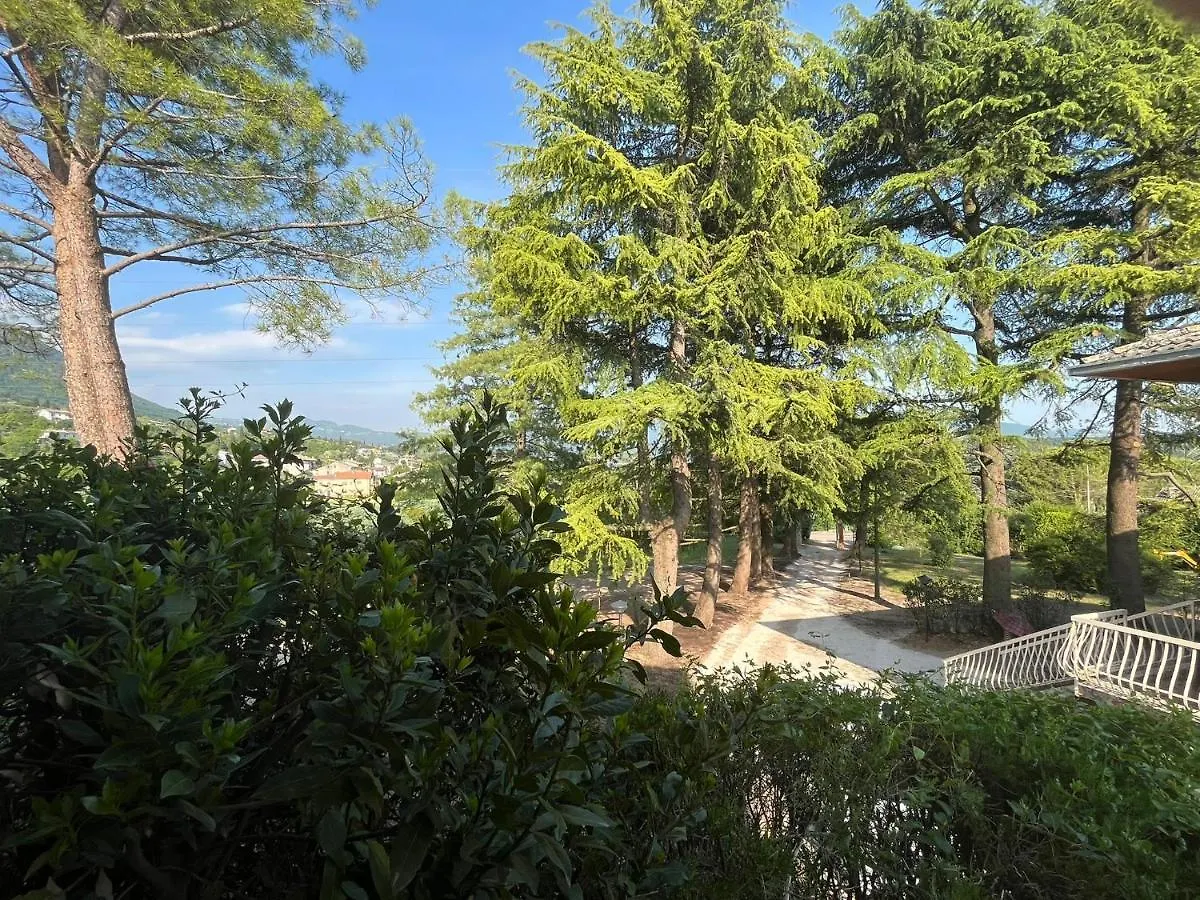 Secret Garden Egle Villa Caprino Veronese Italy